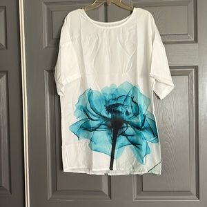 Beautiful white and floral blouse